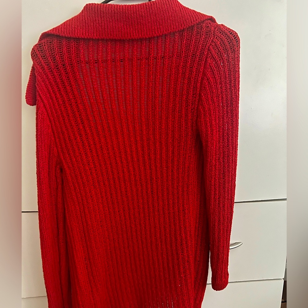 Red Sweater - Picture 4 of 4